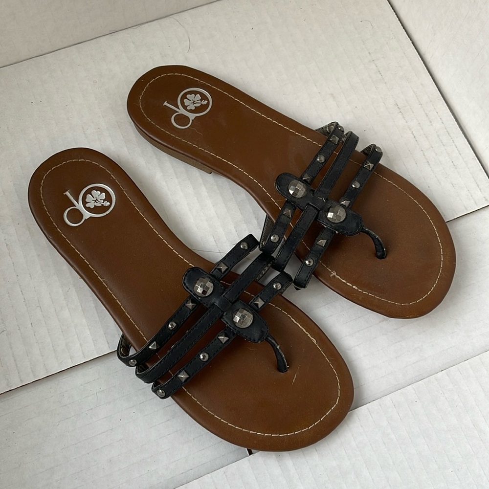 OP sandals